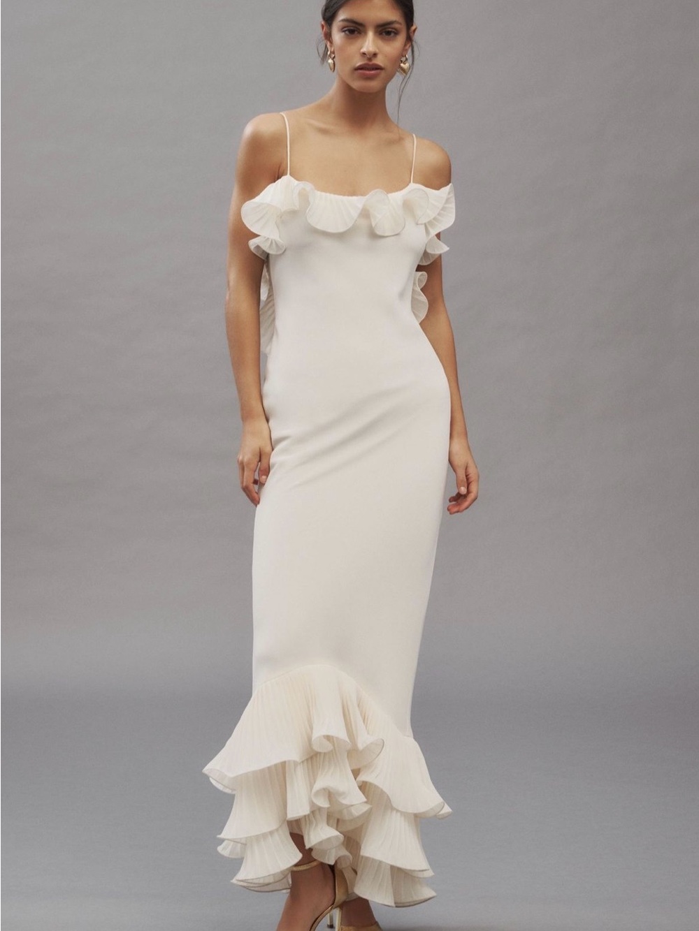 Delfi Collective Delina Ruffled Open-Back
Maxi Dress